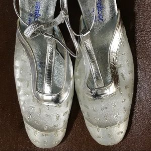 Vintage 1960s Jacques Levine Silver Glitter Pumps